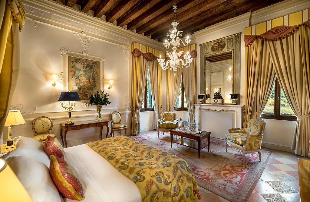 Villa Franceschi Hotel & Resort Mira
