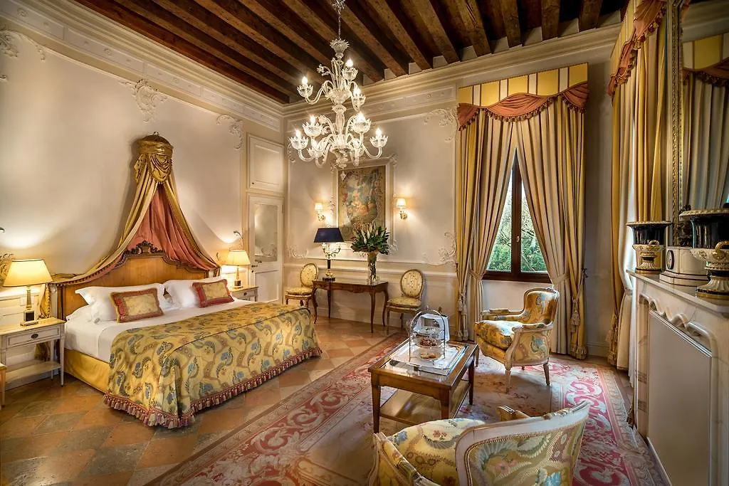 Villa Franceschi Hotel & Resort Mira
